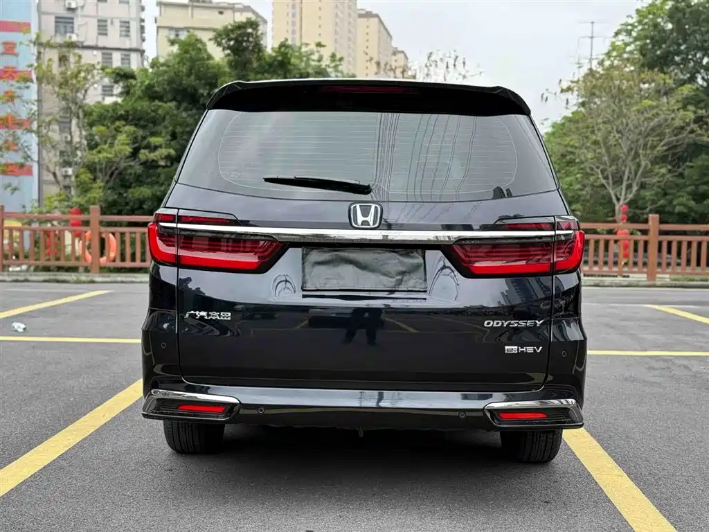 Honda Odyssey 2024 2.0L e:HEV