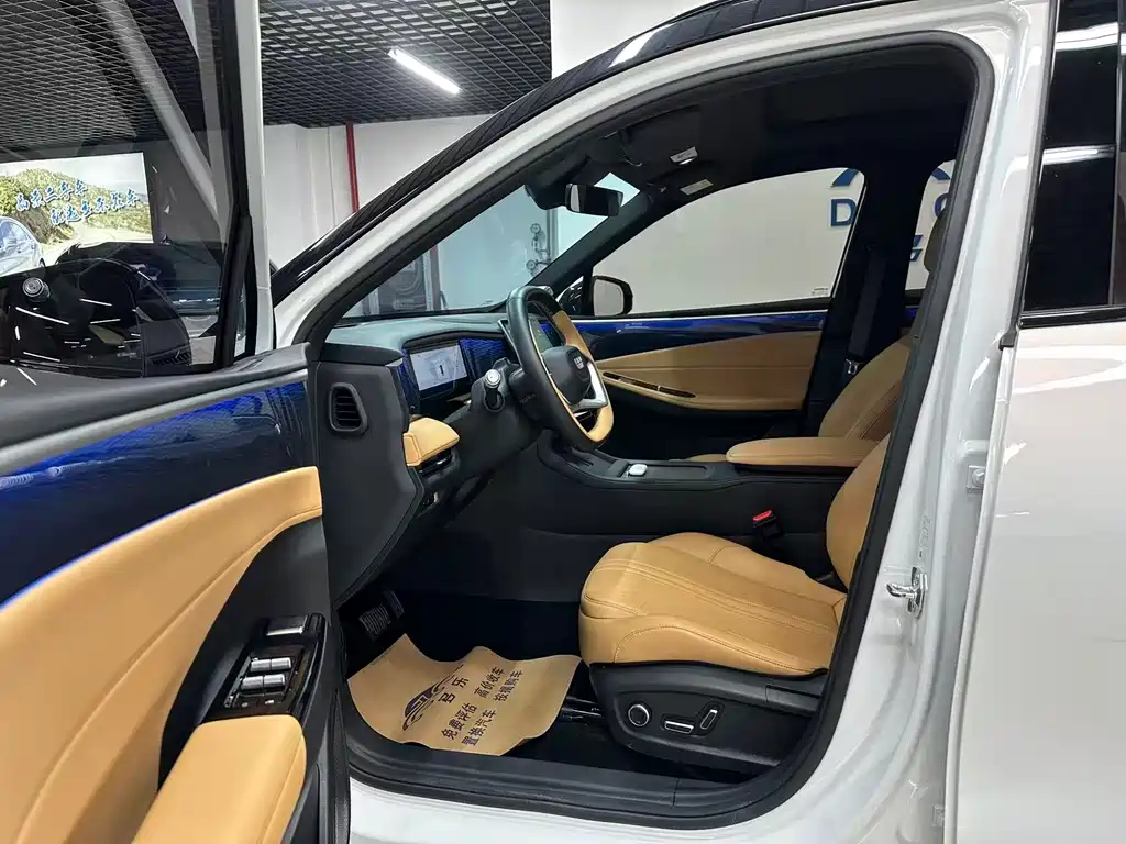 GEELY GALAXY GALAXY L7