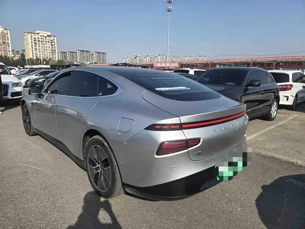 XPeng P7 — миниатюра 3