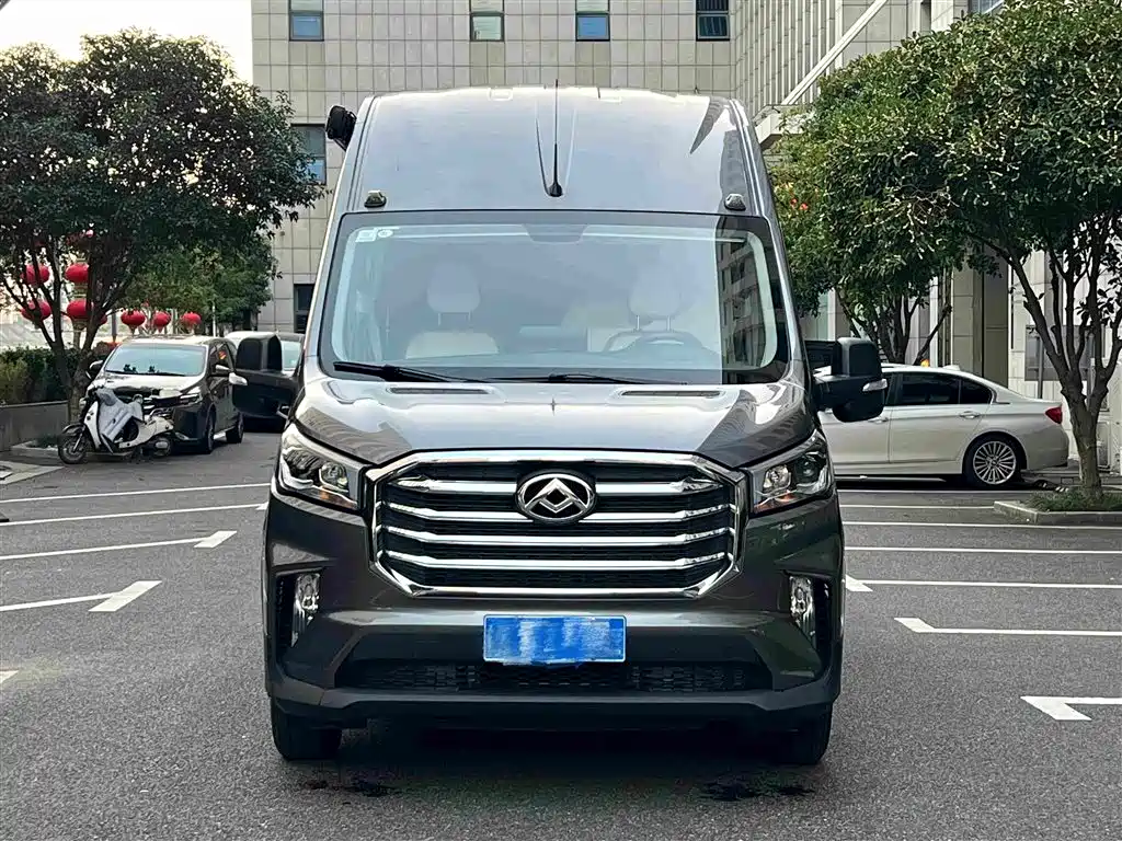 MAXUS V90 RV — миниатюра 2
