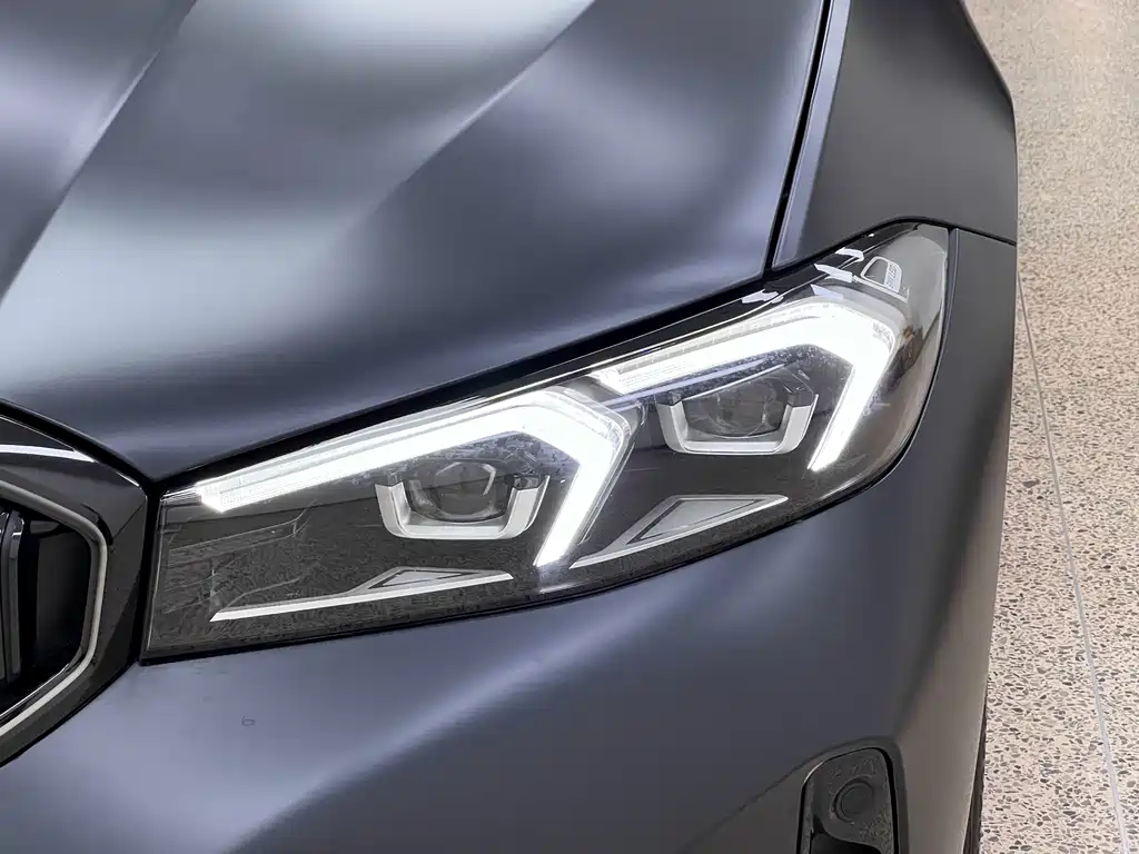 BMW 3 Series — миниатюра 4
