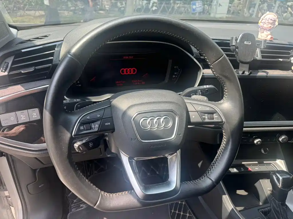 Audi Q3 — миниатюра 5