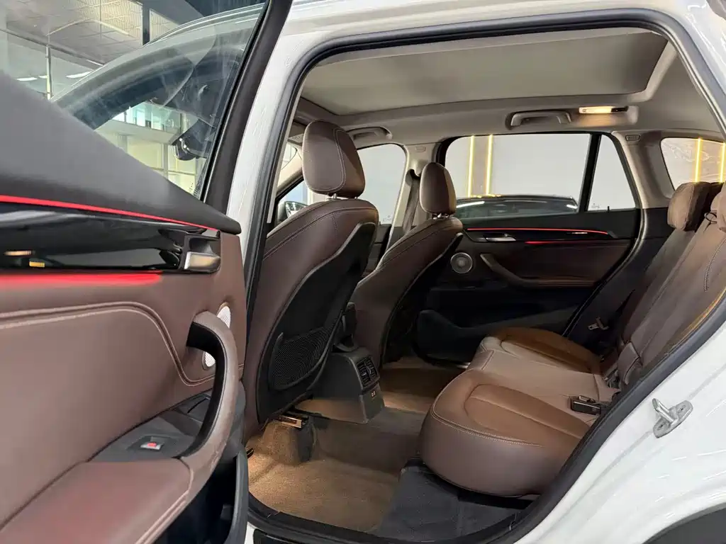 BMW X1 — миниатюра 7