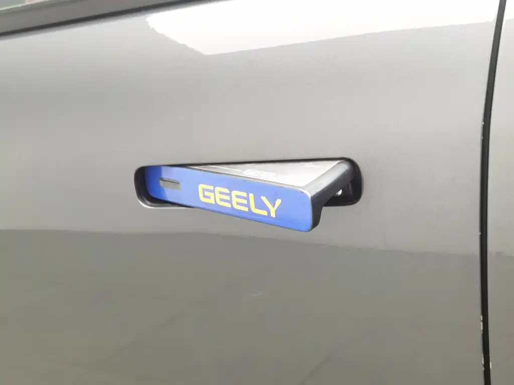 Geely Icon — миниатюра 18