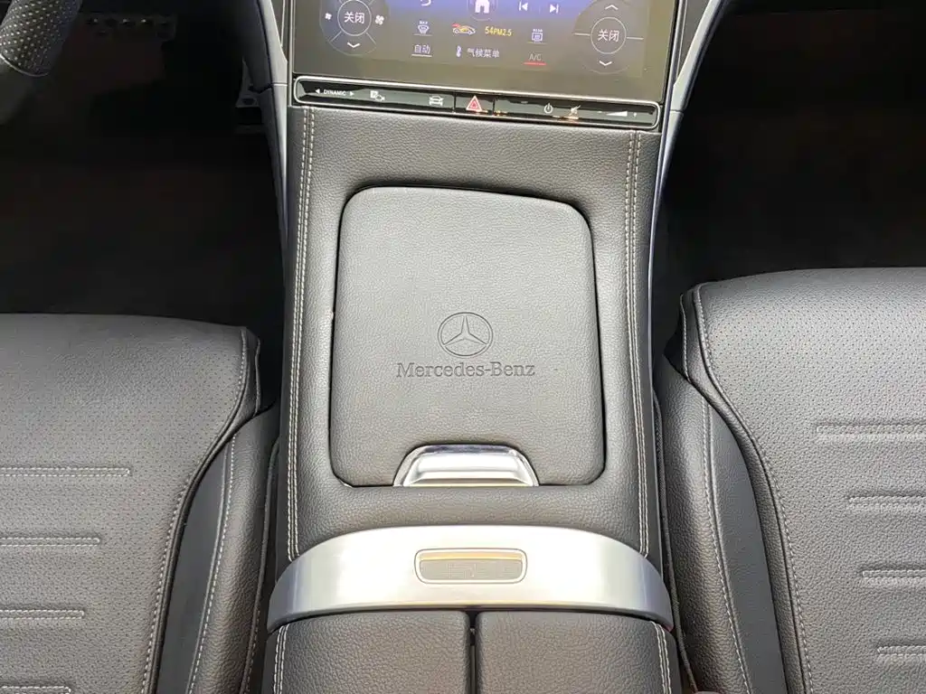 Mercedes-Benz C-Class — миниатюра 21