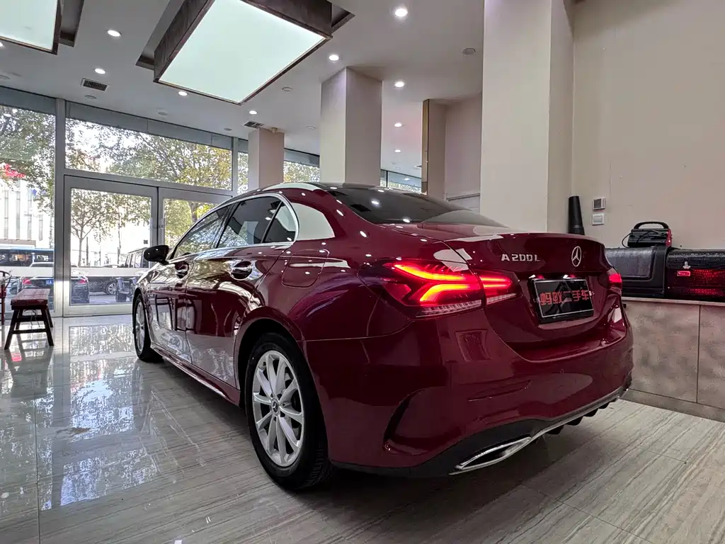 MERCEDES-BENZ A CLASS