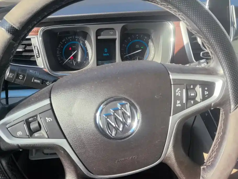 Buick GL8 — миниатюра 15