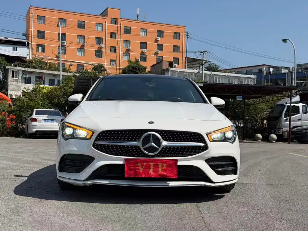 Mercedes-Benz CLA (Import) — миниатюра 2