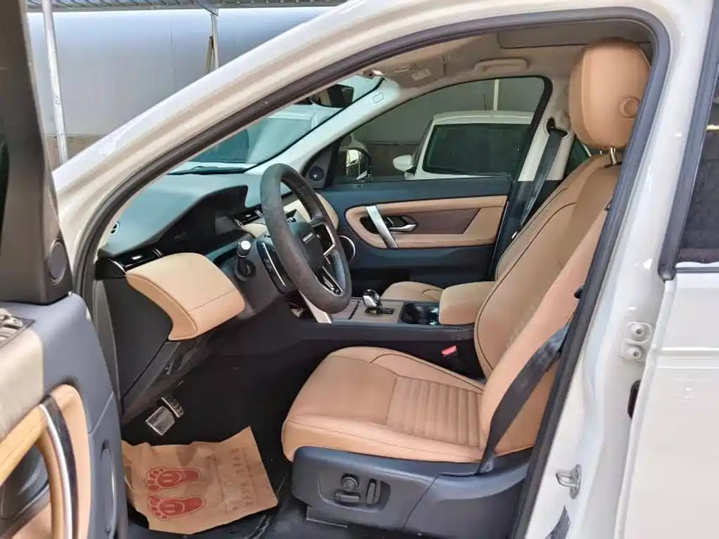 Land Rover Discovery Sport — миниатюра 4