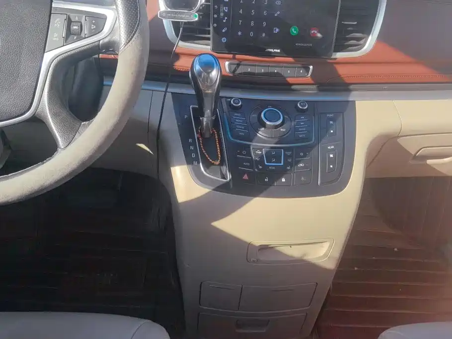 Buick GL8 — миниатюра 16