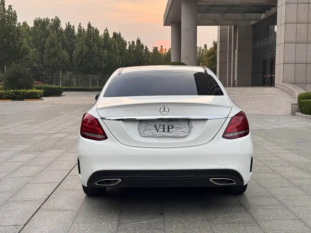 Mercedes-Benz C-Class — миниатюра 5