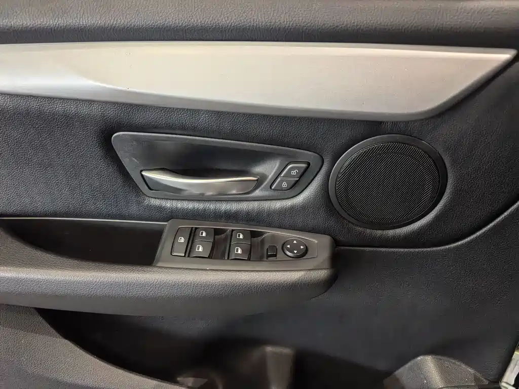 BMW 2 Series Gran Tourer — миниатюра 12