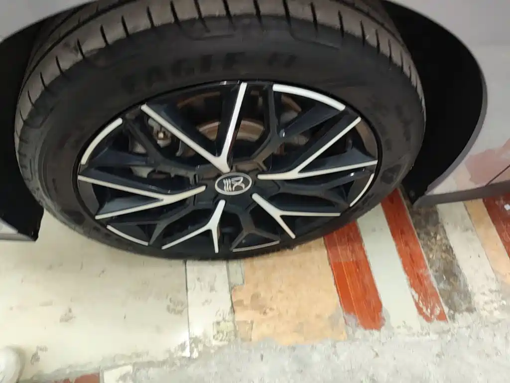 BYD Han — миниатюра 23