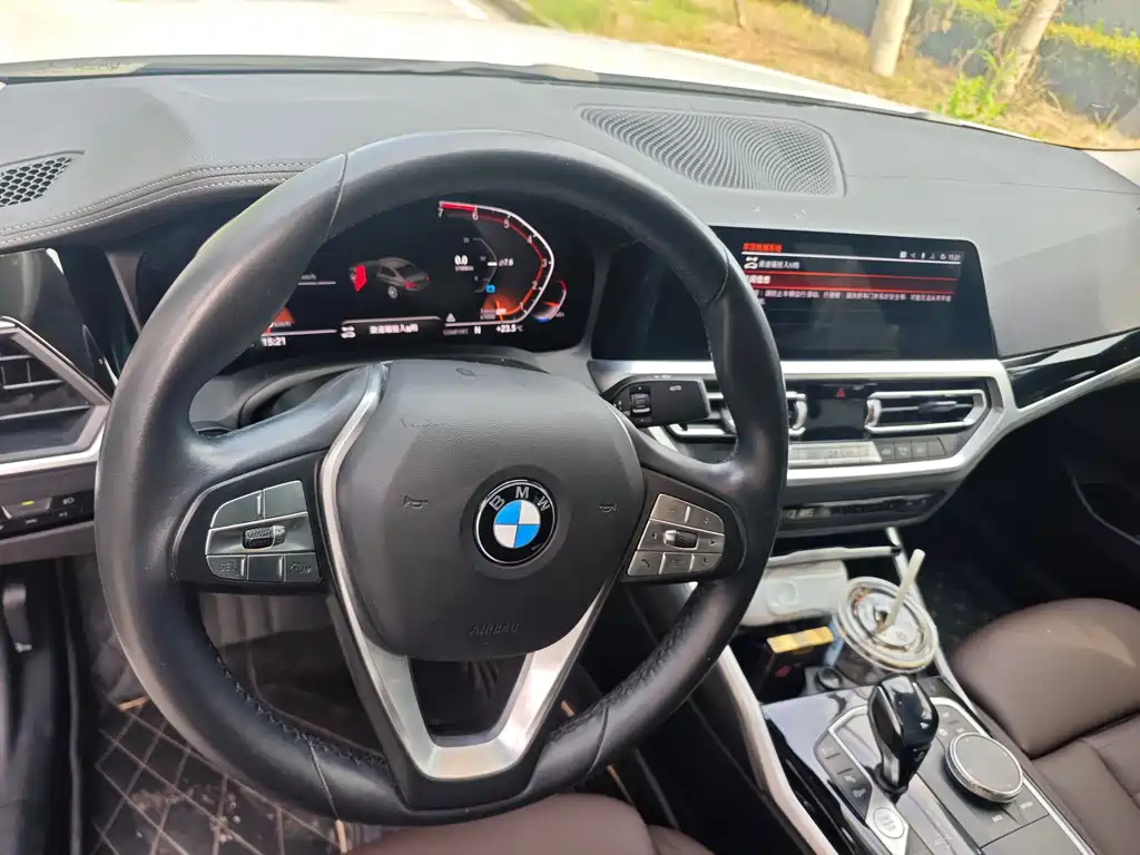 BMW 3 Series — миниатюра 12