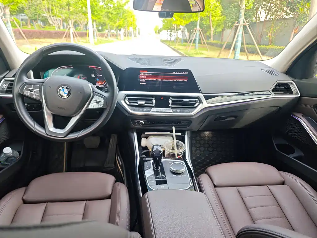 BMW 3 Series — миниатюра 14