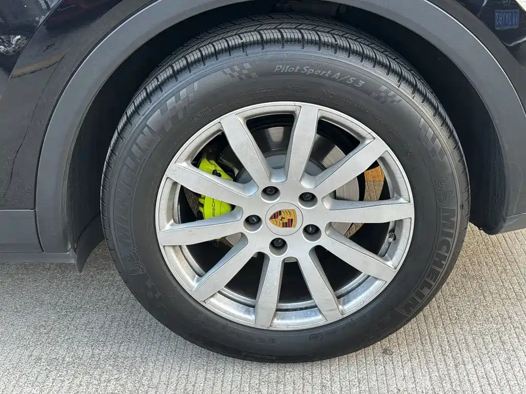 PORSCHE CAYENNE NEW ENERGY