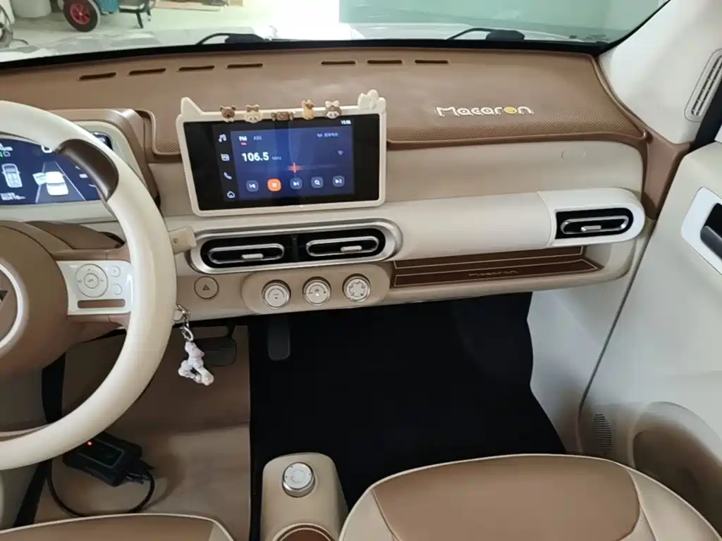 Wuling MINIEV — миниатюра 13