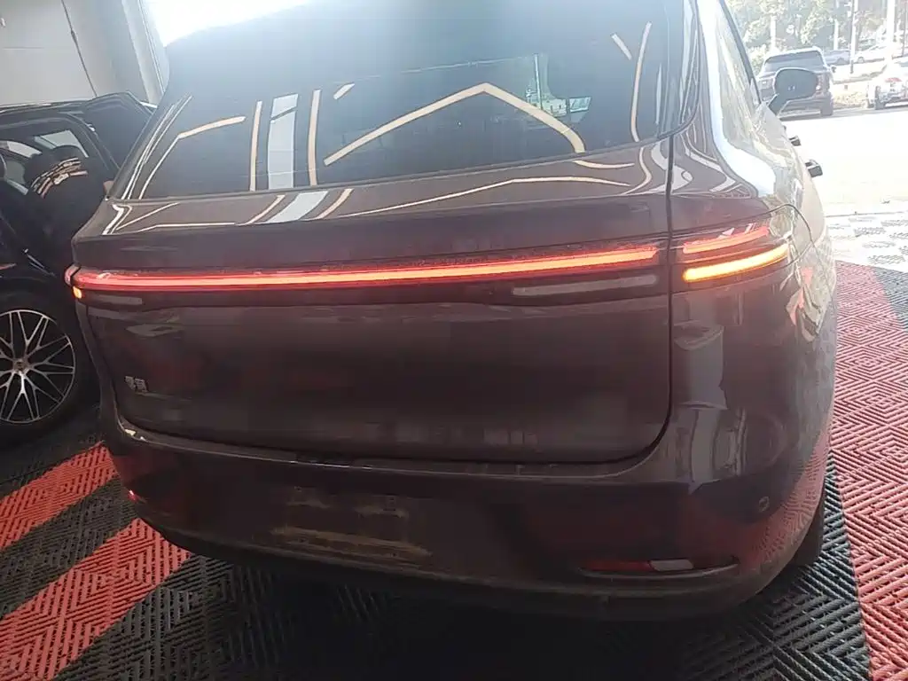 Leapmotor Leapmotor C10 — миниатюра 6