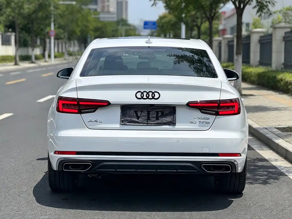 Audi A4L — миниатюра 5