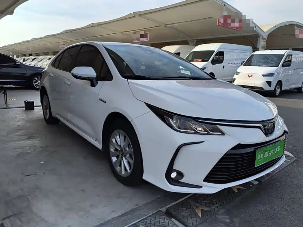 Toyota Corolla — миниатюра 4