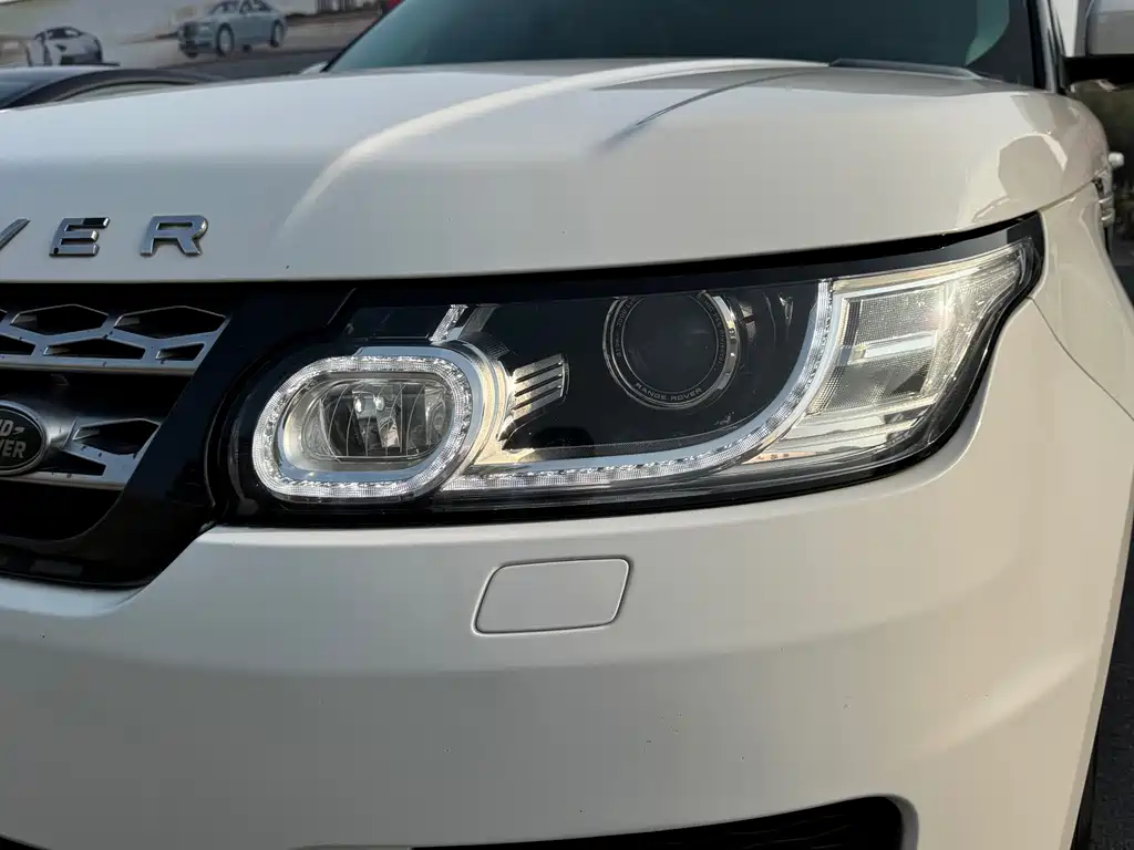 Land Rover Sport — миниатюра 4