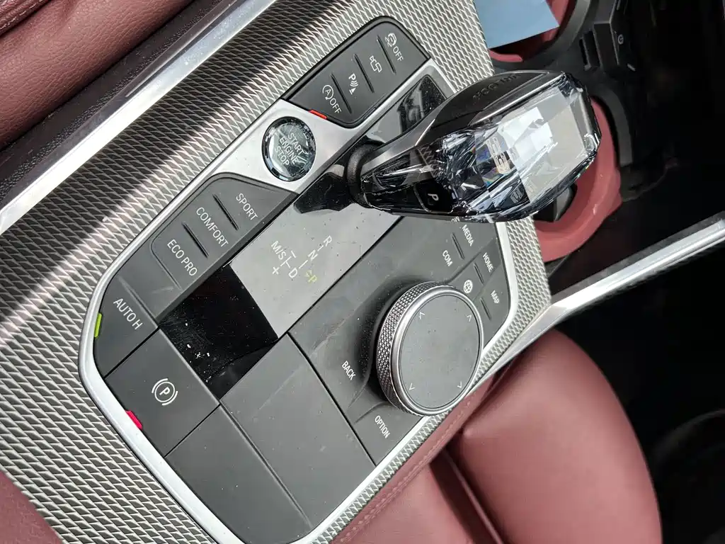 BMW 3 Series — миниатюра 10
