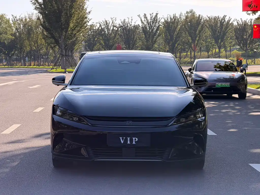 BYD Han — миниатюра 2