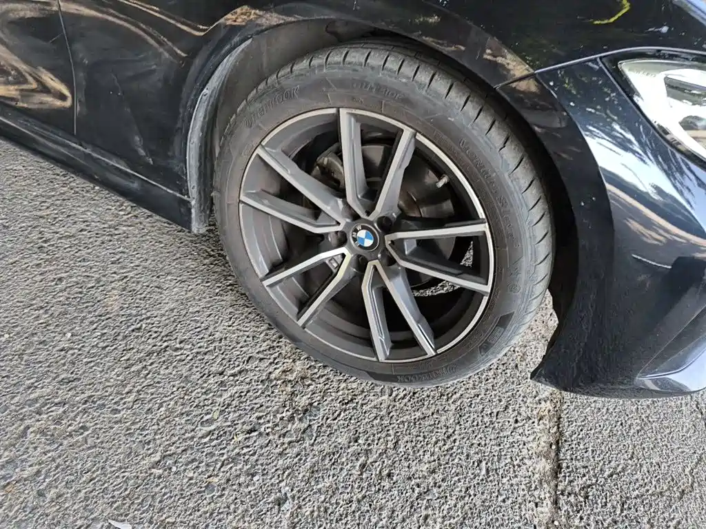 BMW 3 Series — миниатюра 24