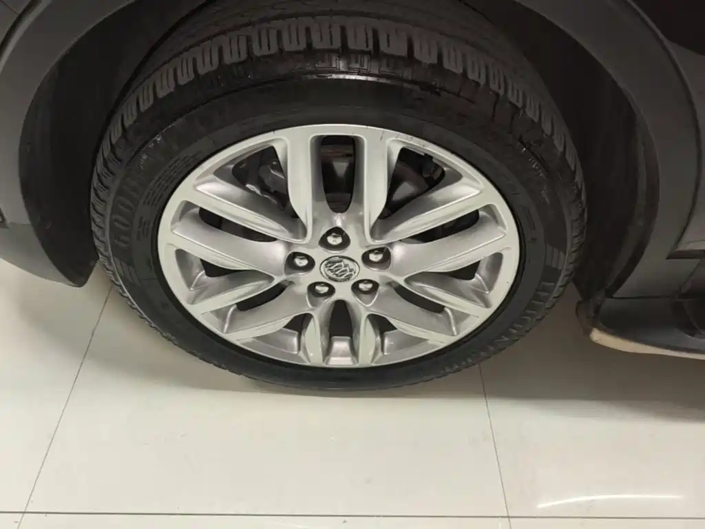Buick Envision Plus — миниатюра 23