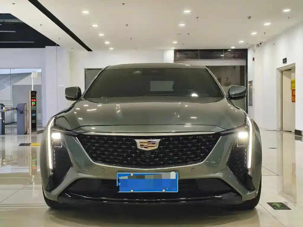 Cadillac CT5 — миниатюра 2