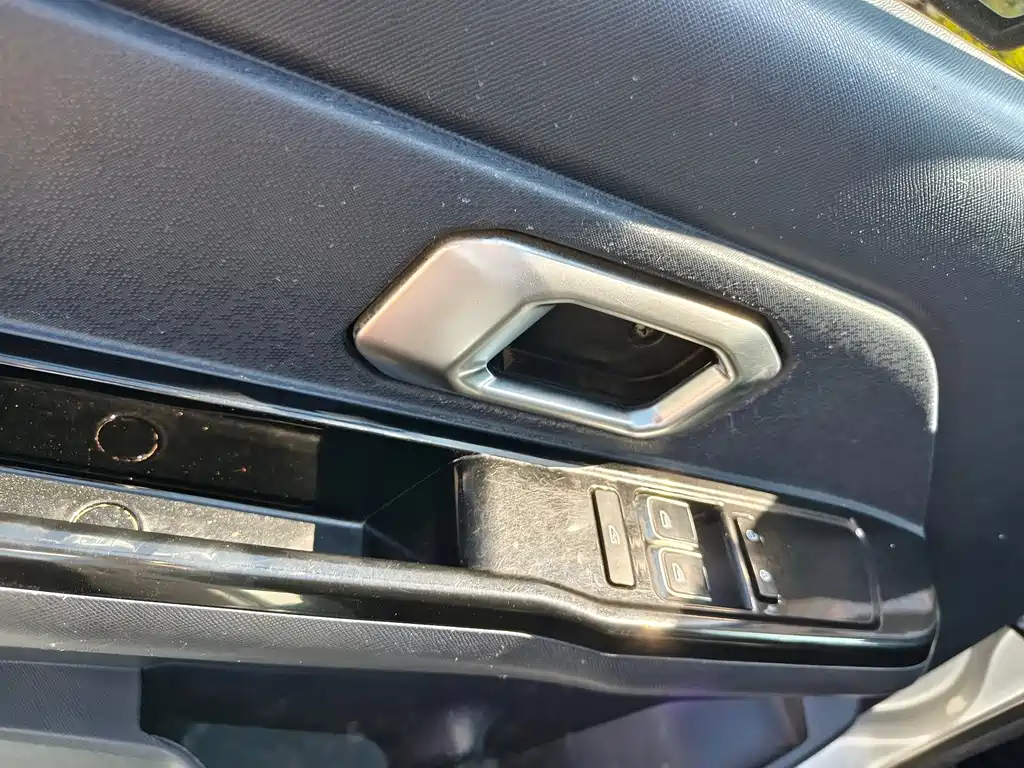 Yuan Cheng Yuan Cheng Fengrui — миниатюра 5