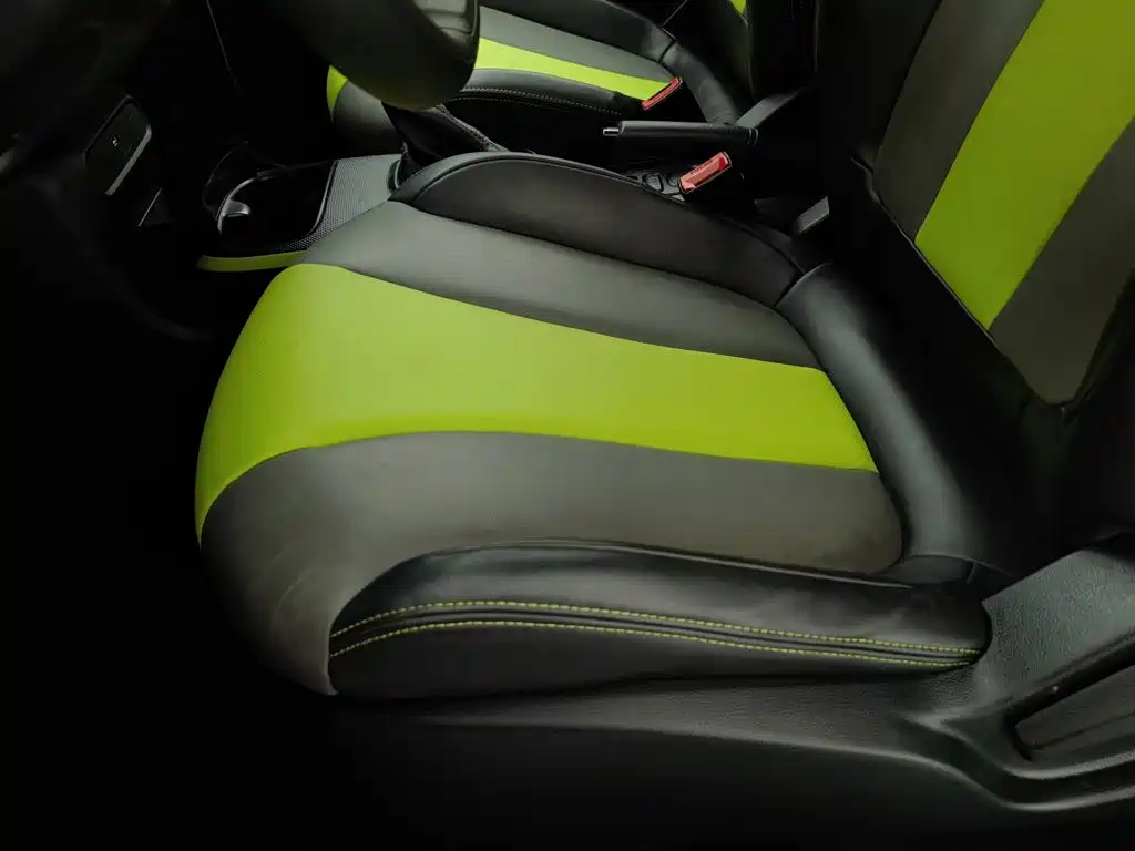 Roewe Clever — миниатюра 20