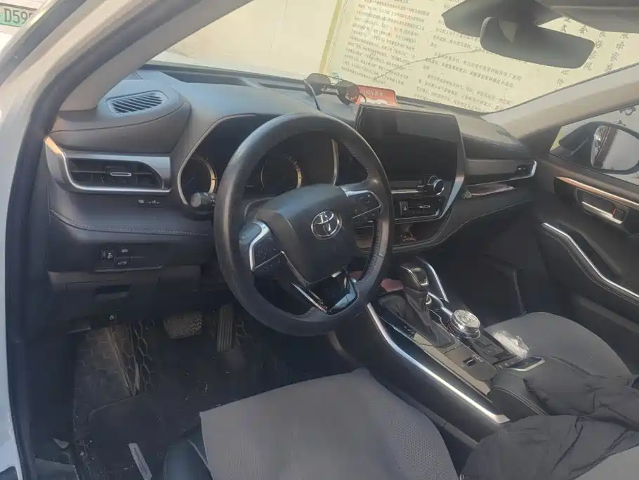Toyota Highlander — миниатюра 12