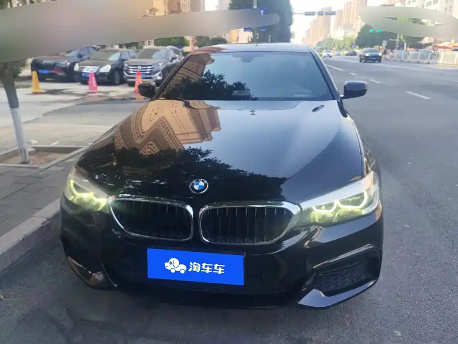 BMW 5 Series — миниатюра 2