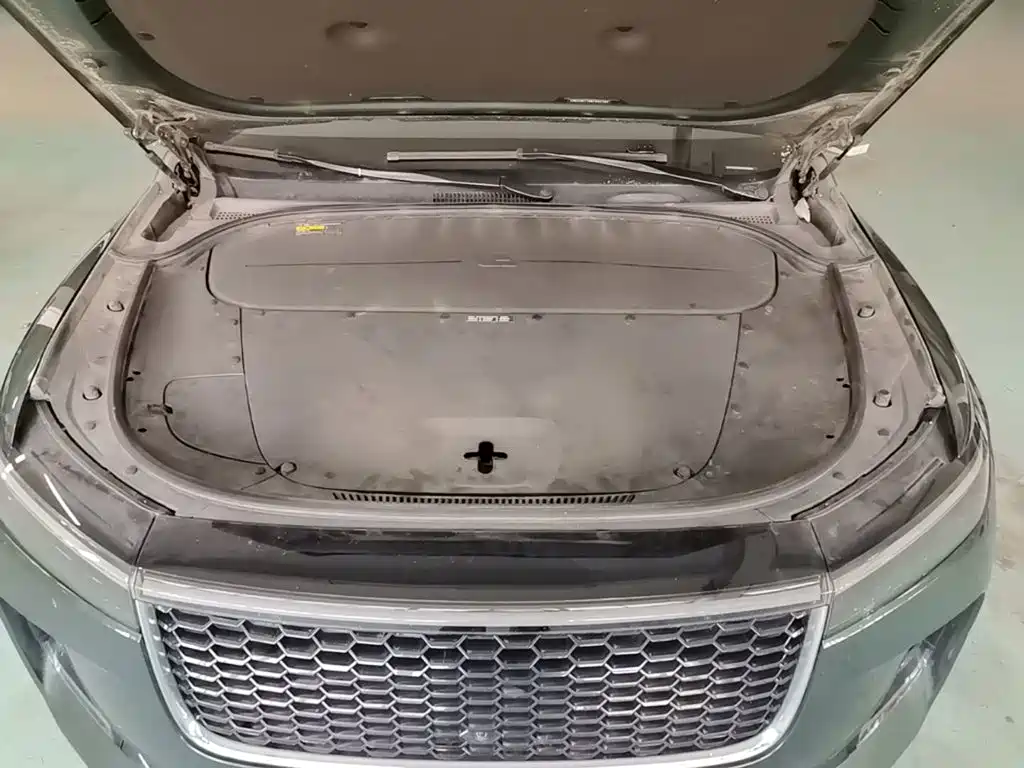 Li Auto Li ONE — миниатюра 20