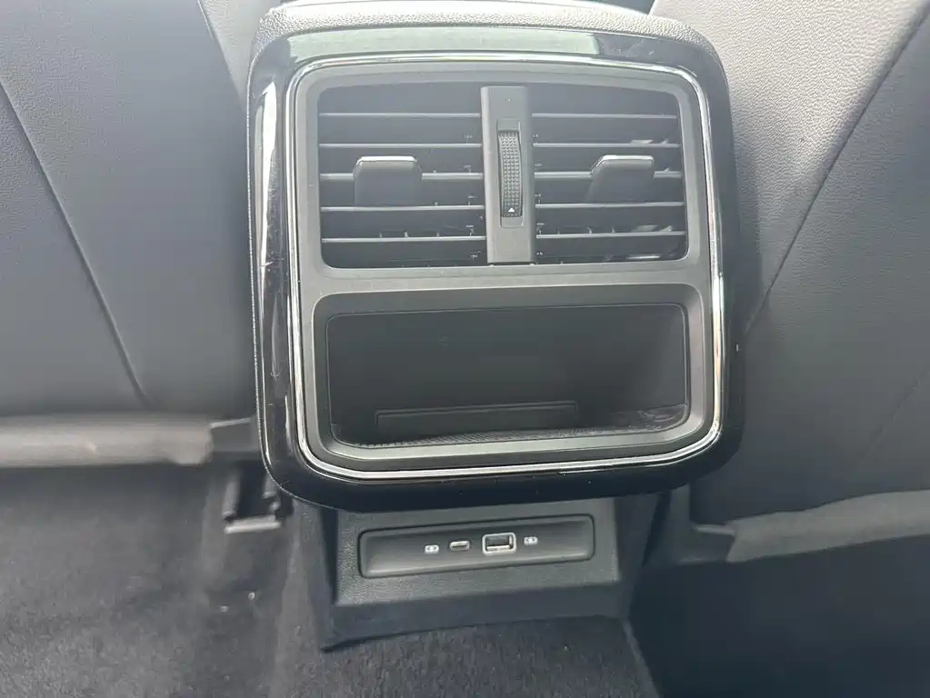 Volkswagen Passat — миниатюра 16