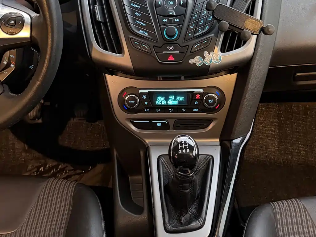 Ford Focus — миниатюра 10