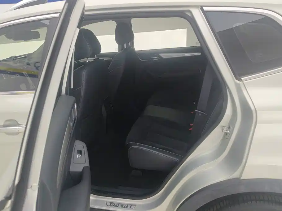 Roewe RX5 New Energy — миниатюра 11