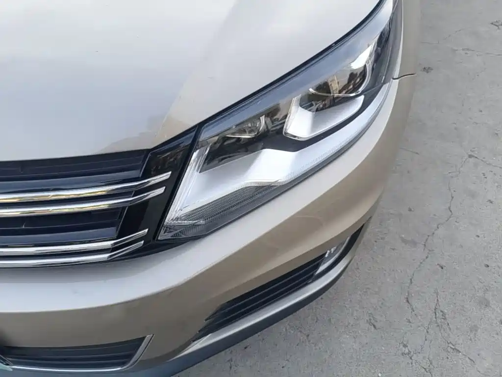 Volkswagen Tiguan — миниатюра 24