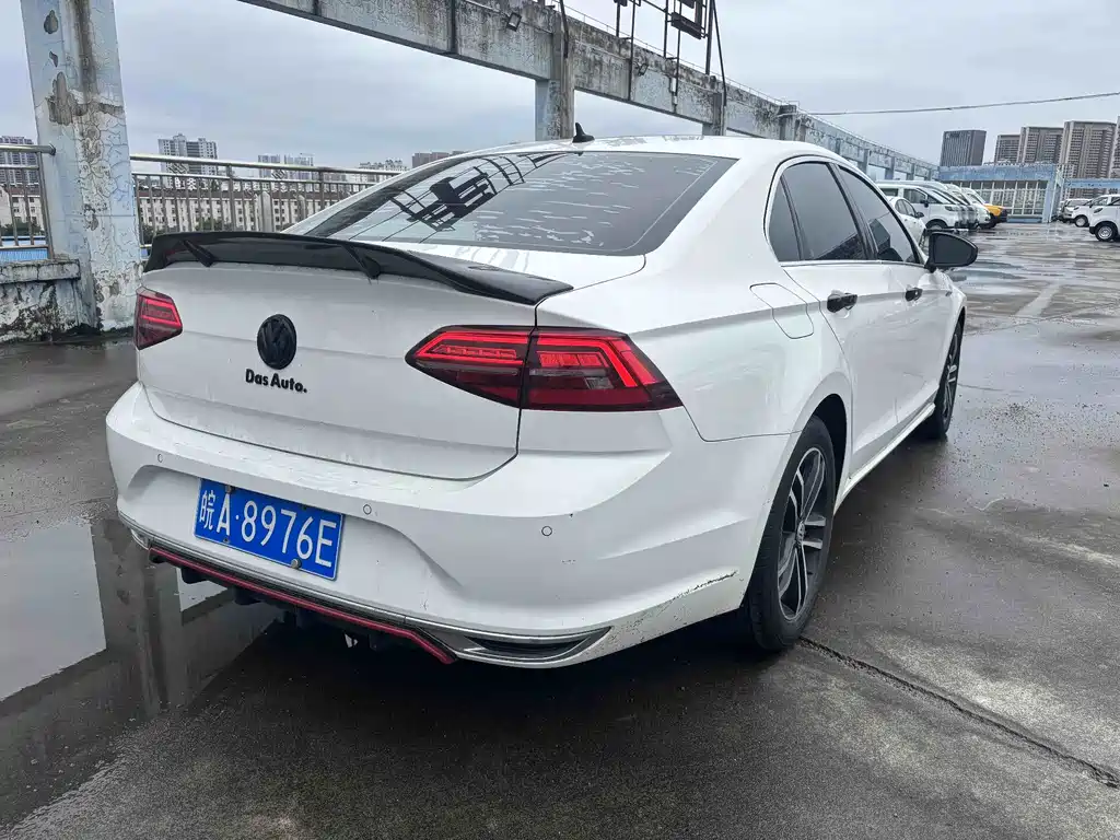 Volkswagen Lamando — миниатюра 4