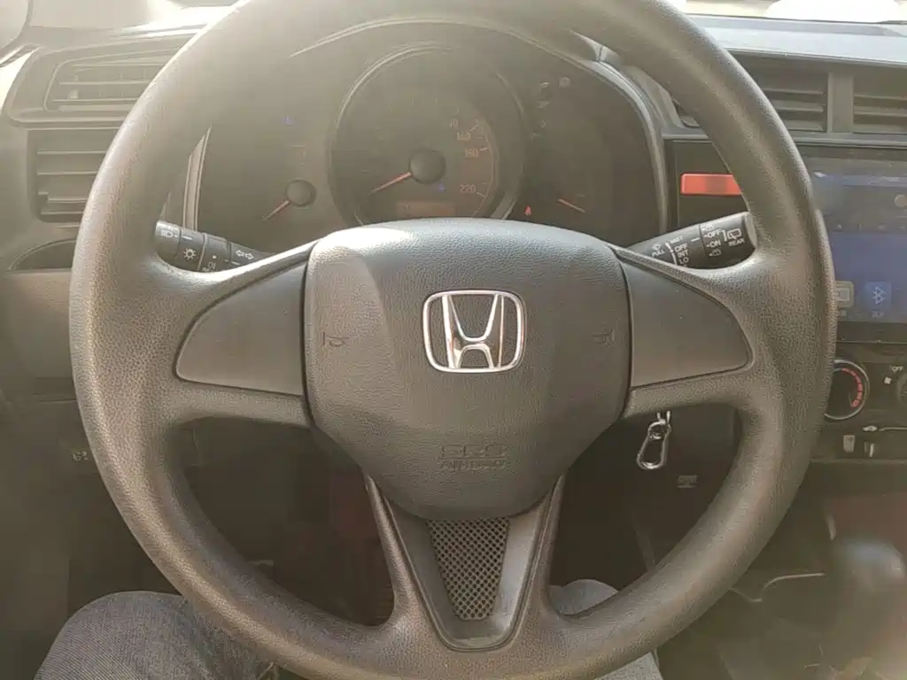 Honda Fit — миниатюра 7