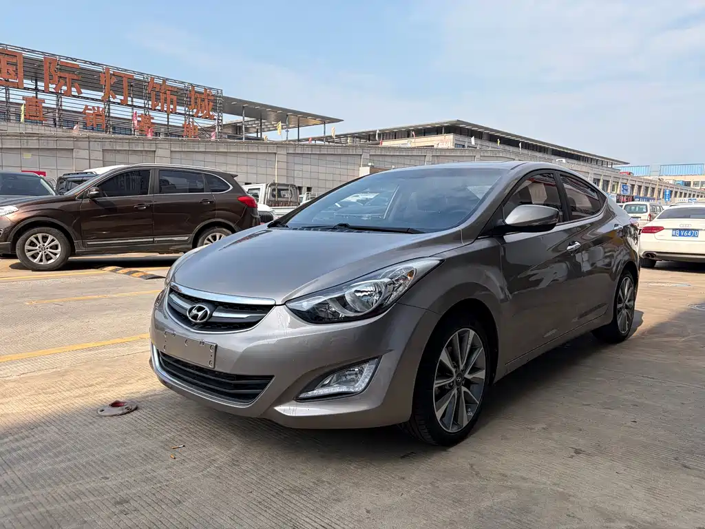 Купить Hyundai Elantra Langdong