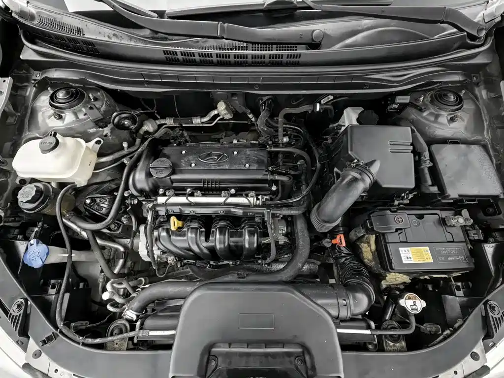 Hyundai Elantra — миниатюра 6