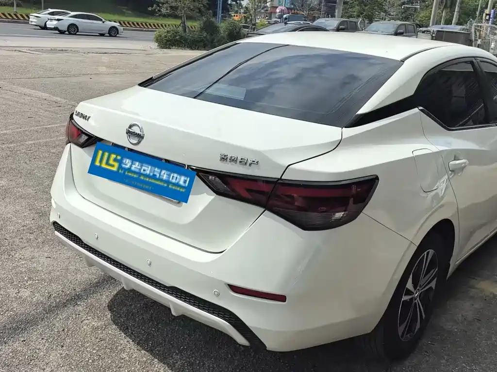 Nissan Sylphy — миниатюра 4