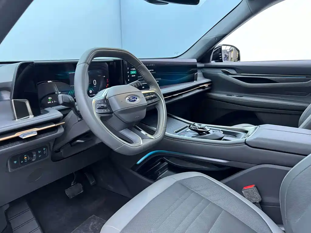 Ford Edge — миниатюра 7