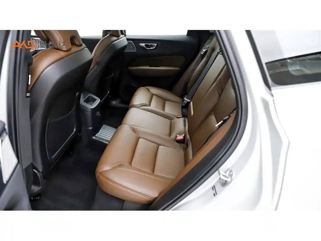 VOLVO XC60 PLUG IN HYBRID