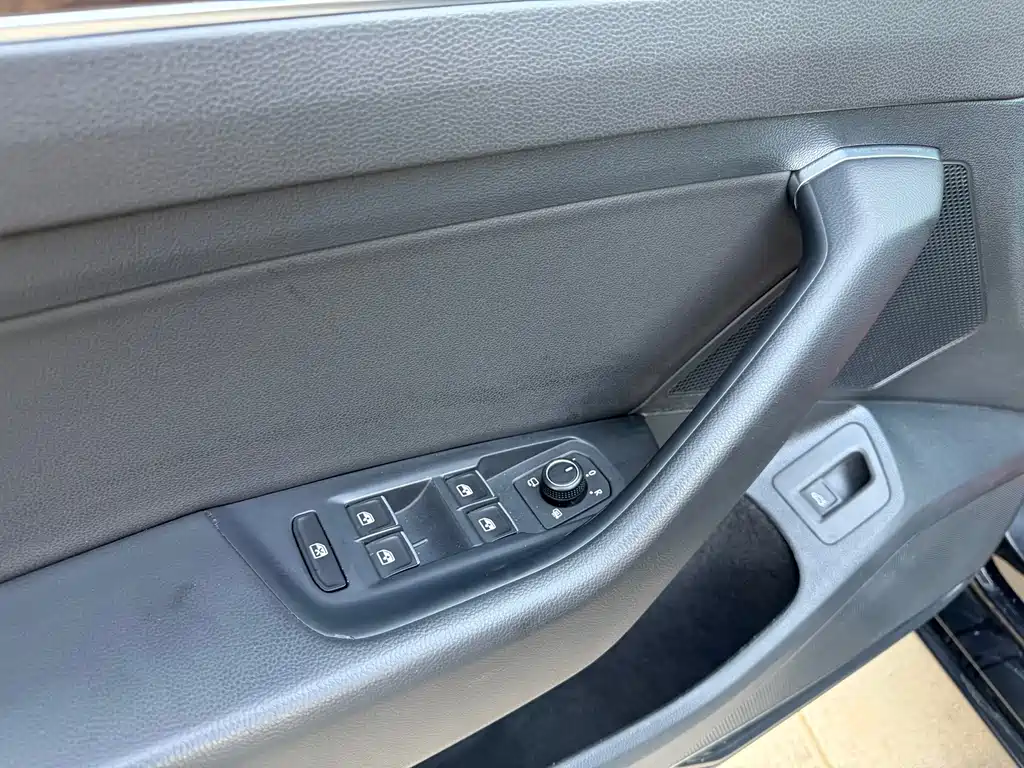 Volkswagen Magotan — миниатюра 13