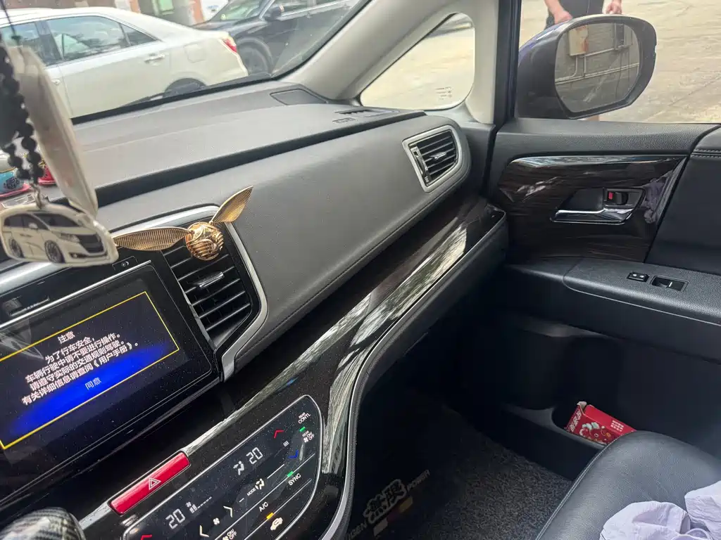 Honda Odyssey — миниатюра 7