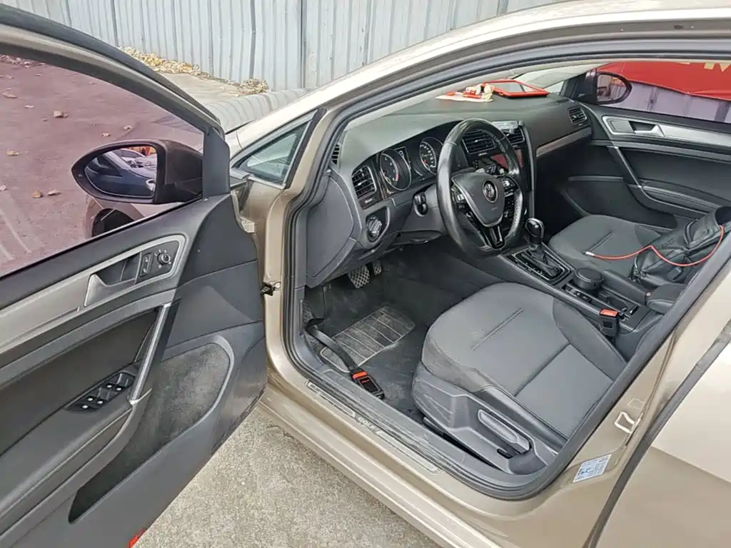 Volkswagen Golf — миниатюра 16