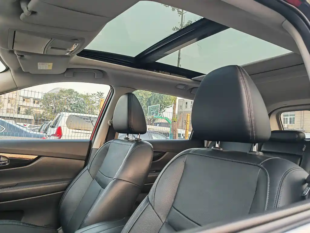 Nissan X-Trail — миниатюра 10
